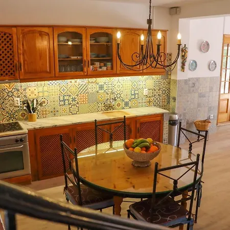 빌라 Elegant With Sea View In + Private Pool *