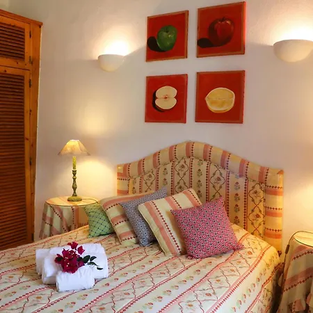 Elegant With Sea View In + Private Pool * Loulé